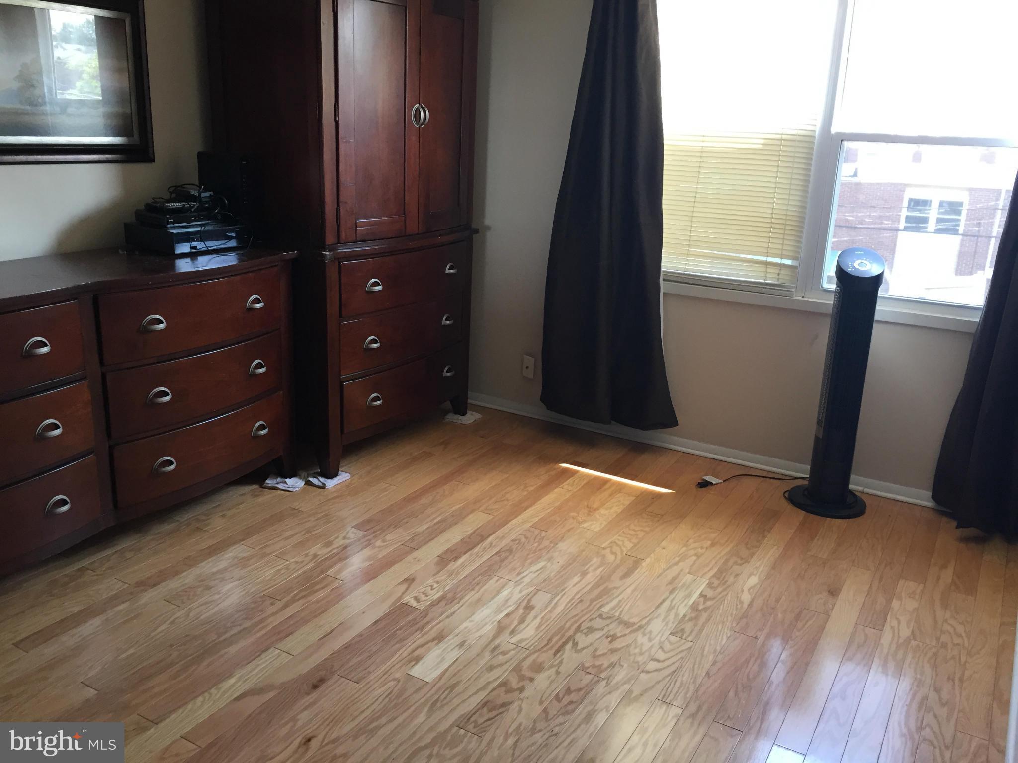 7909 Wynbrook Road Baltimore, MD 21224 - Photo 3 of 24 Bedroom (Master)