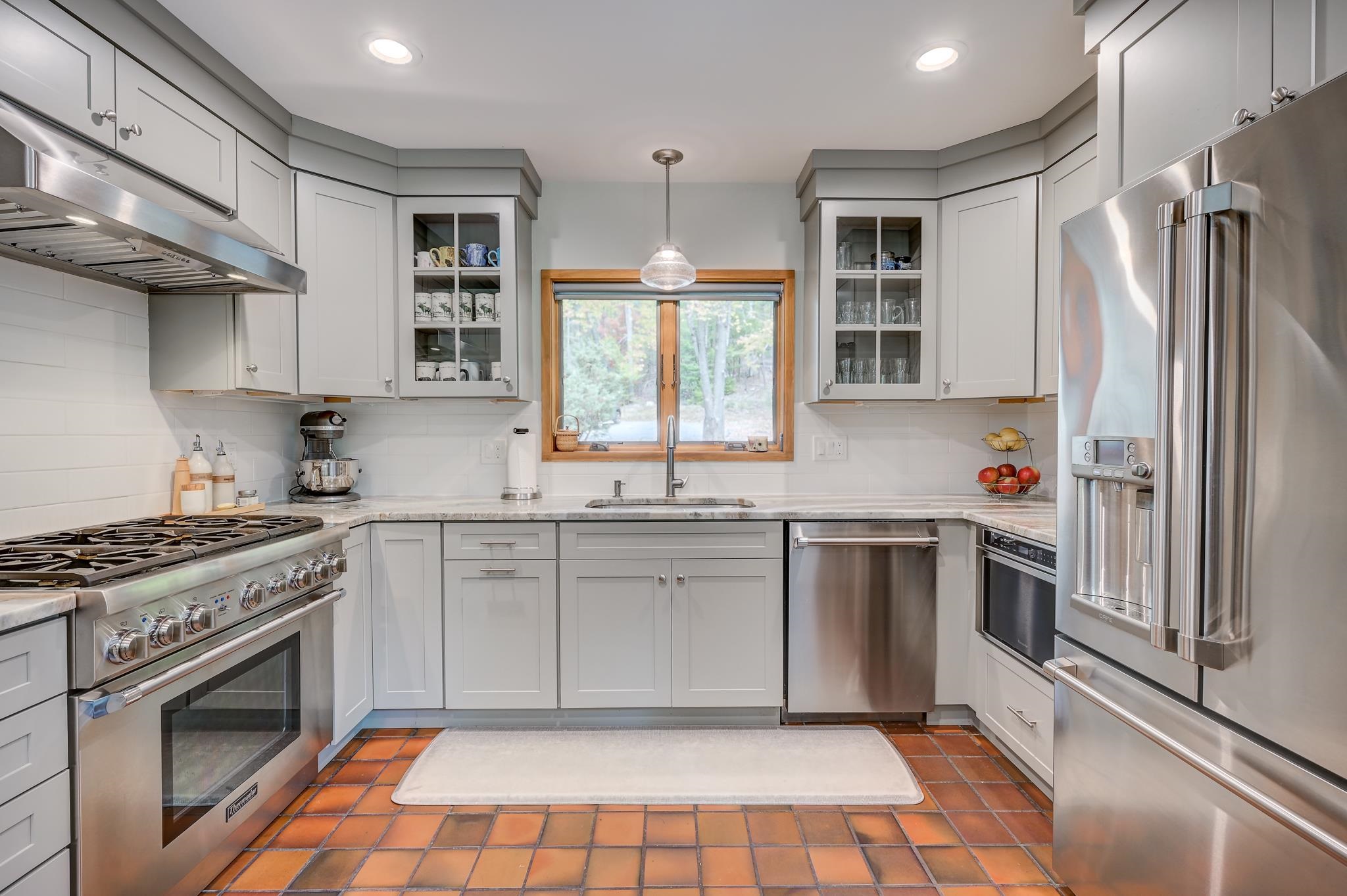 72 Cranmore Woods Road, Unit 2 North Conway, NH 03860 - Photo 12 of 60