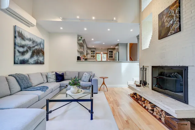 $899,000 | 72 Cranmore Woods Road, Unit 2, North Conway, NH 03860