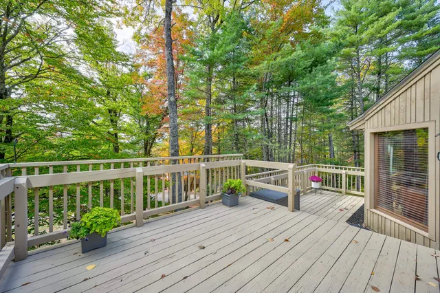 $899,000 | 72 Cranmore Woods Road, Unit 2, North Conway, NH 03860