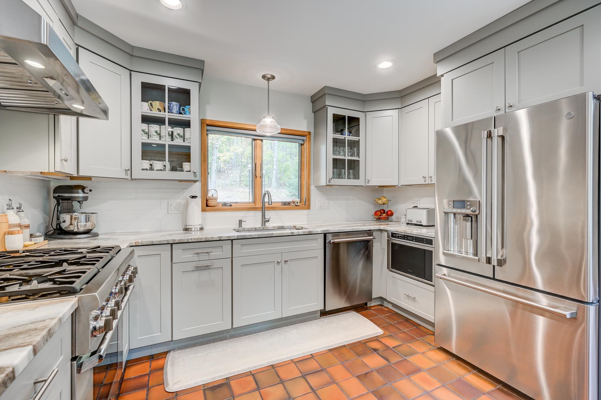 72 Cranmore Woods Road, Unit 2 North Conway, NH 03860 - Photo 10 of 60