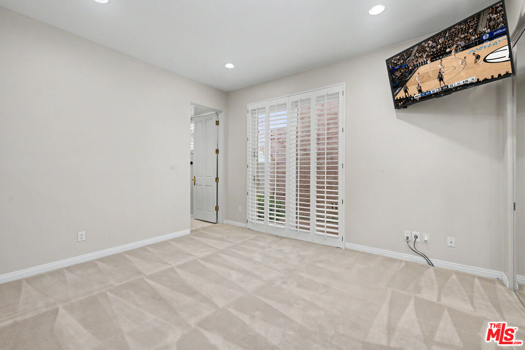 12639 Promontory Road Los Angeles, CA 90049 - Photo 33 of 50 Gallery Image 33