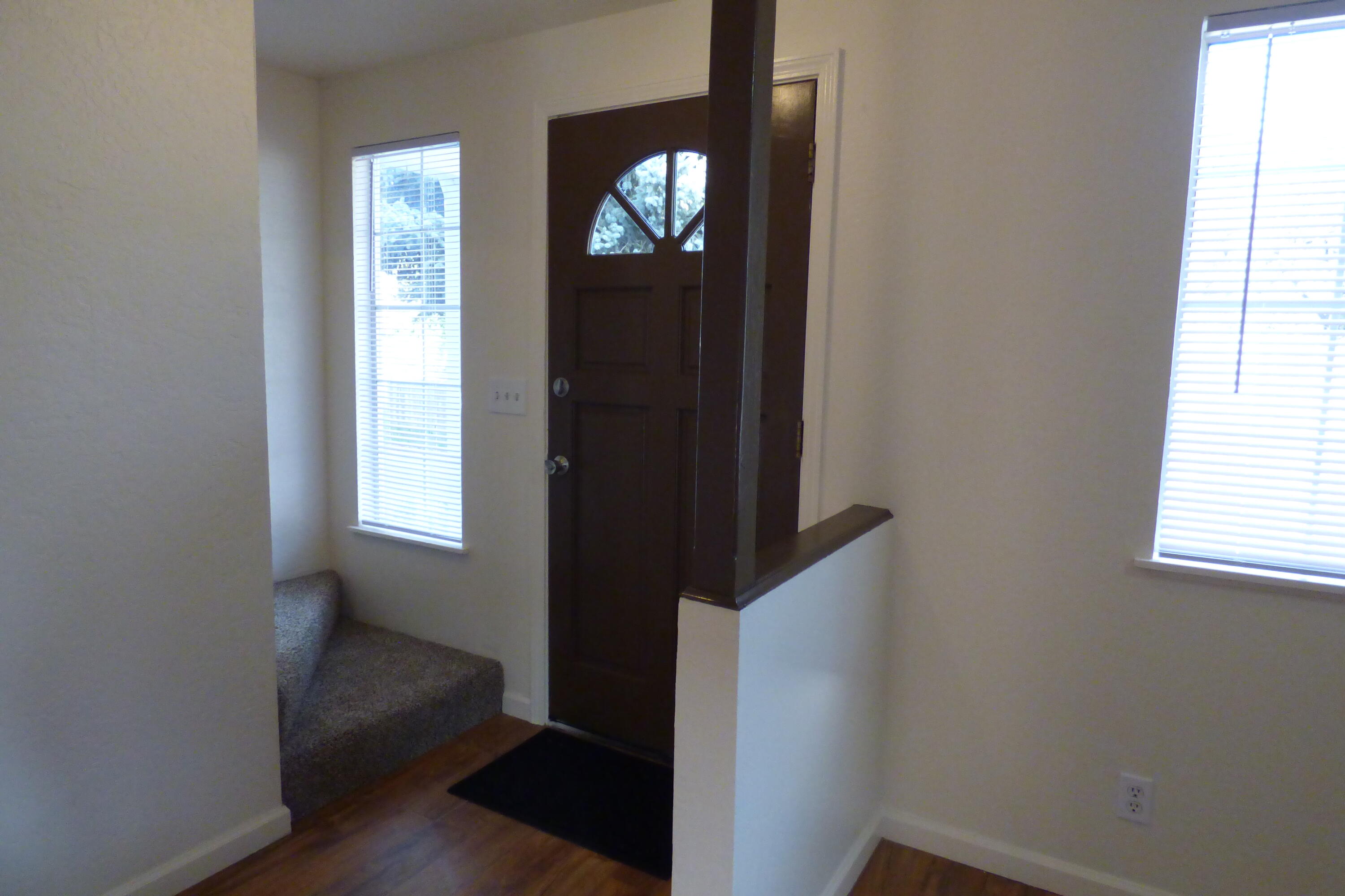 210 West Main Street Rogue River, OR 97537 - Photo 17 of 38