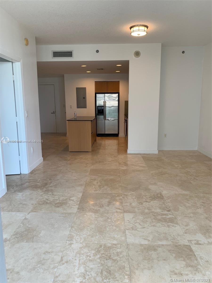 1050 Brickell Avenue, Unit 2808 Miami, FL 33131 - Photo 8 of 10