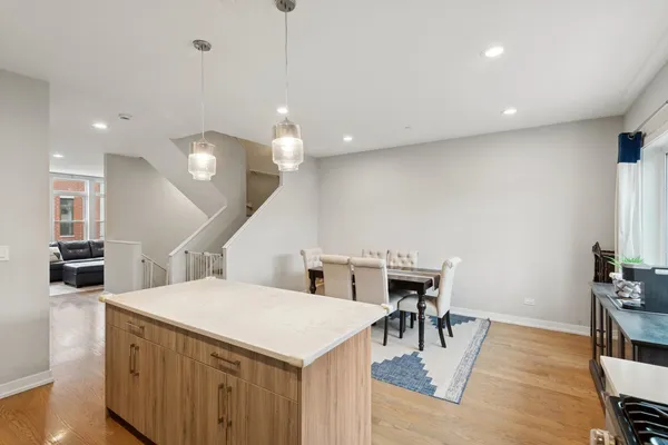 $600,000 | 2237 West Coulter Street, Unit 4, Chicago, IL 60608