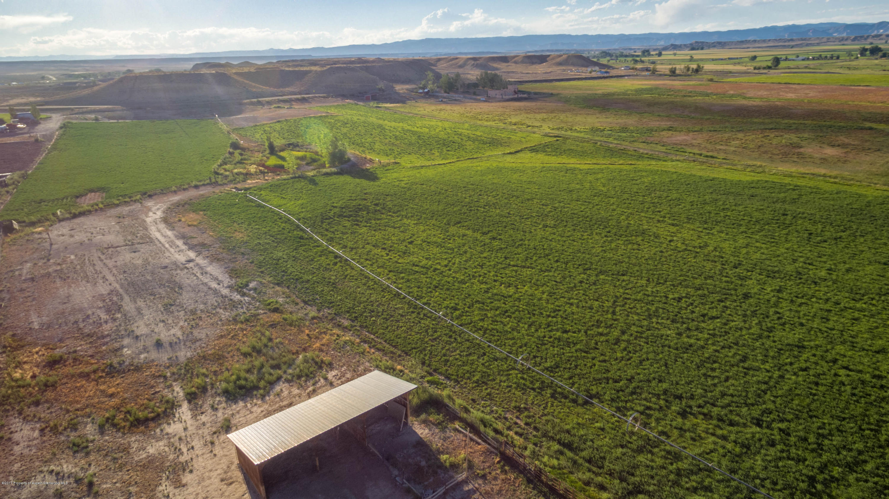 1690 8 Road Mack, CO 81525 - Photo 36 of 37 a view of an ocean from a balcony