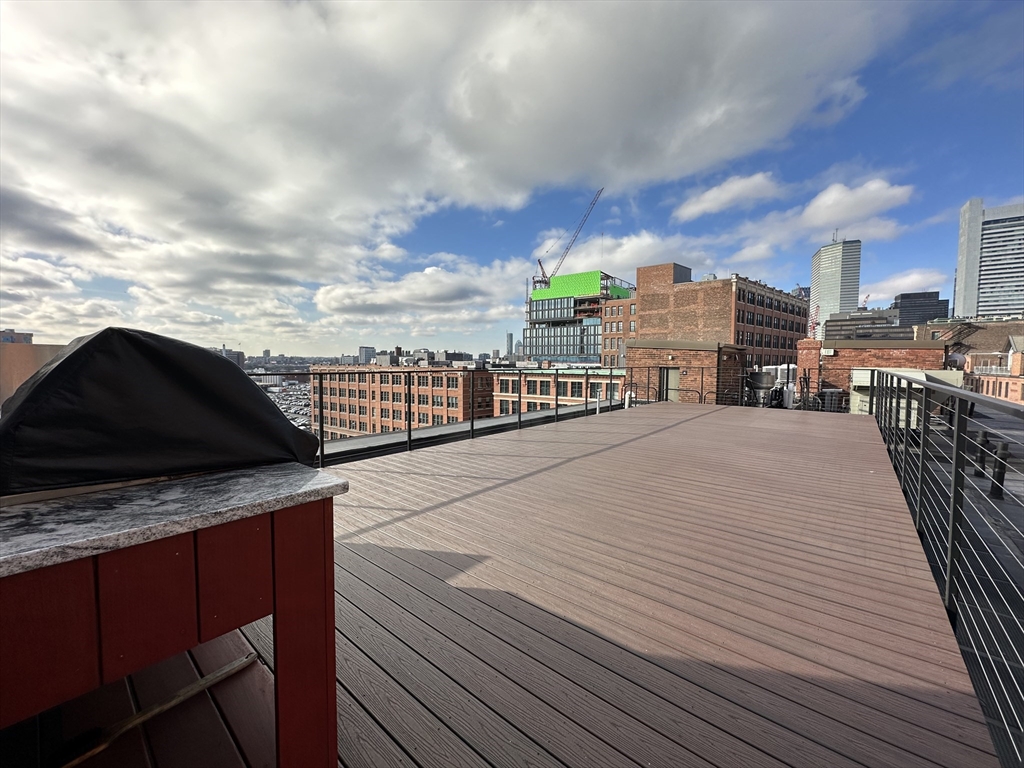 319 A Street, Unit 305 Boston, MA 02210 - Photo 11 of 11 a terrace view with sitting space