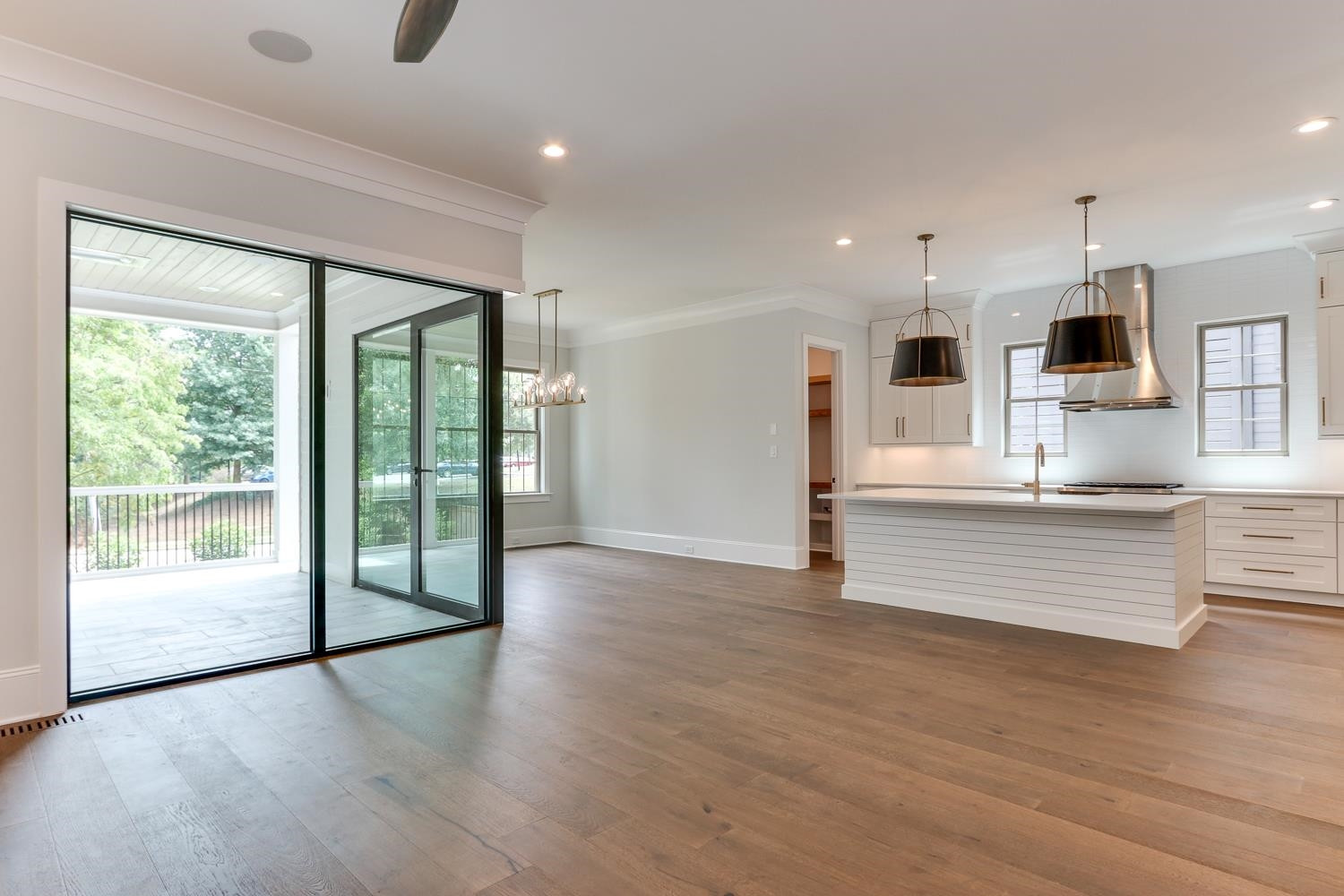 2004 Pine Drive Raleigh, NC 27608 - Photo 10 of 30 Photo 10