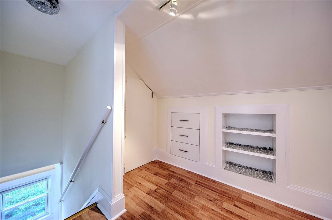135 Rounds Avenue Providence, RI 02907 - Photo 18 of 29
