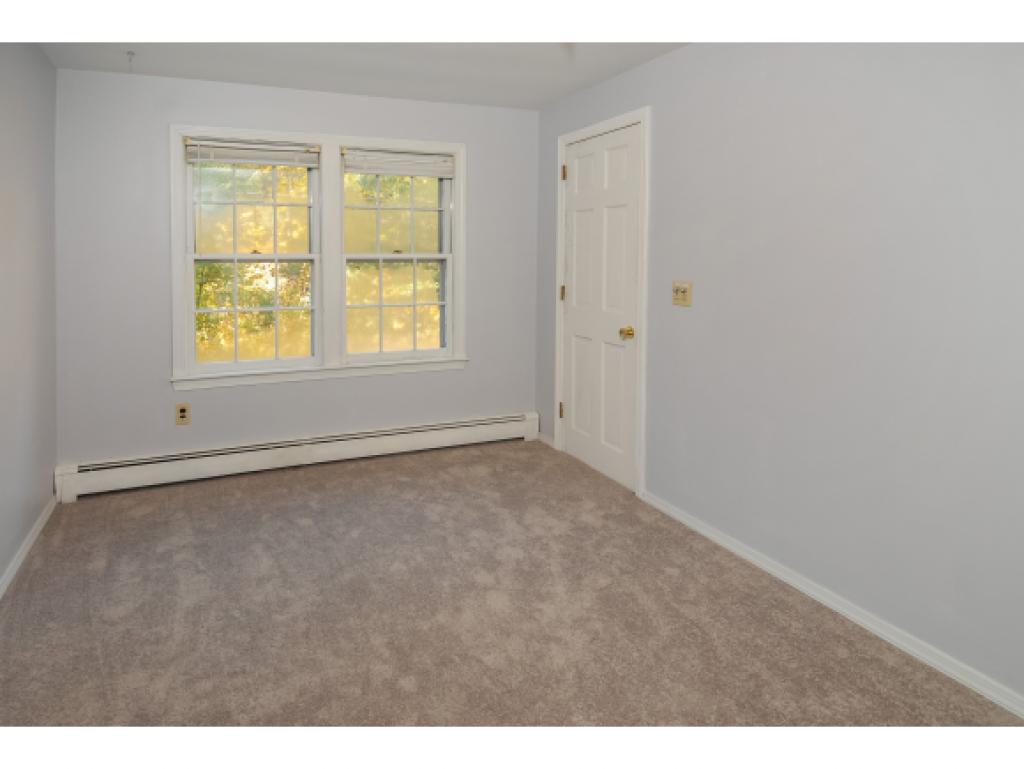 68 Piscataqua Road Dover, NH 03820 - Photo 11 of 31