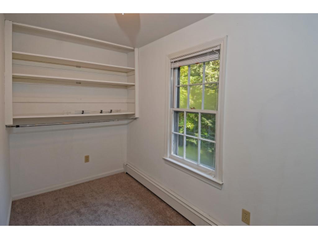 68 Piscataqua Road Dover, NH 03820 - Photo 9 of 31