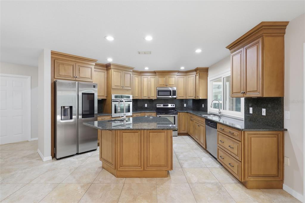 69 Spring Lake Drive DeBary, FL 32713 - Photo 19 of 64