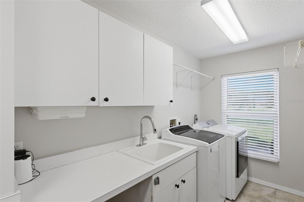 69 Spring Lake Drive DeBary, FL 32713 - Photo 30 of 64