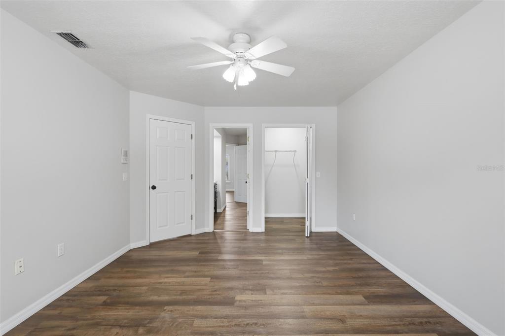 69 Spring Lake Drive DeBary, FL 32713 - Photo 43 of 64