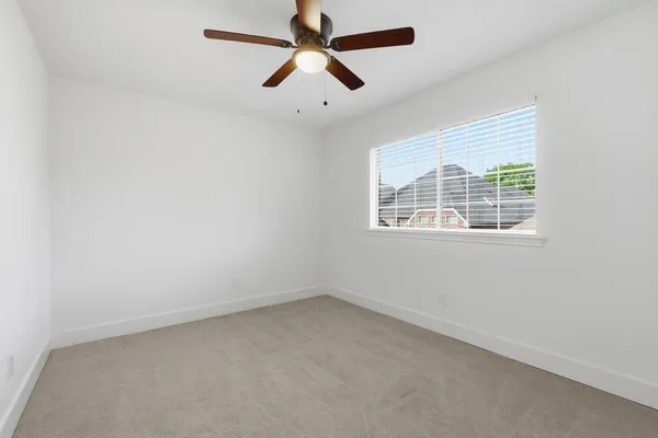 $3,000 | 381 Arbor Lane, Euless, TX 76039