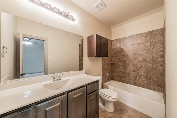 $3,200 | 4205 Riverview Drive, Carrollton, TX 75010