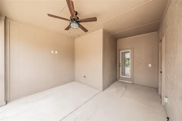 $3,200 | 4205 Riverview Drive, Carrollton, TX 75010