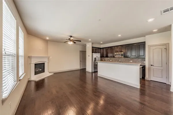 $3,200 | 4205 Riverview Drive, Carrollton, TX 75010