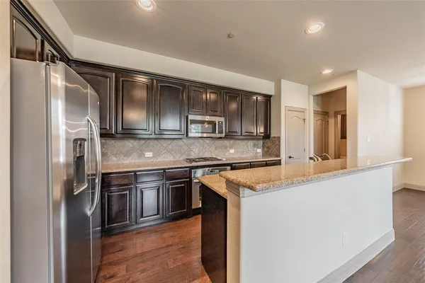 $3,200 | 4205 Riverview Drive, Carrollton, TX 75010