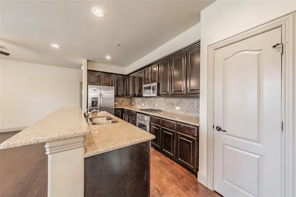 $3,200 | 4205 Riverview Drive, Carrollton, TX 75010