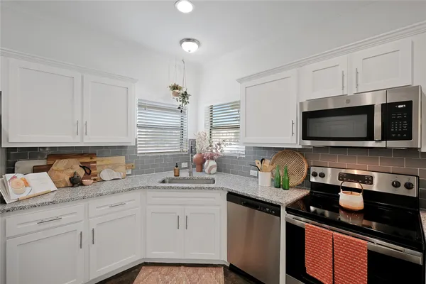 $1,849 | 12911-102 Berthoud Lane, San Antonio, TX 78249