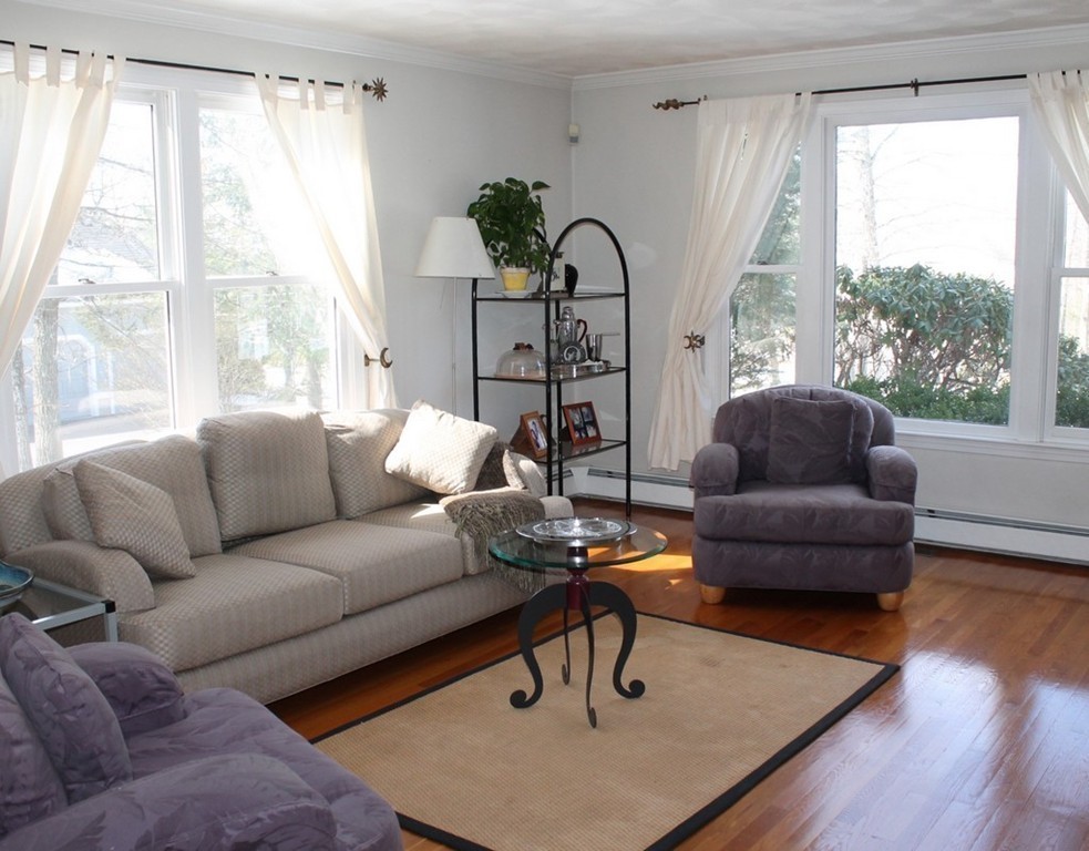 9 Crestview Road Bedford, MA 01730 - Photo 11 of 25 Gallery Image 11