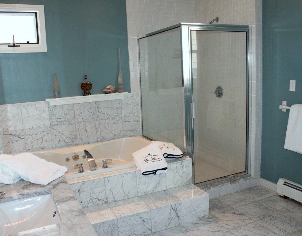 9 Crestview Road Bedford, MA 01730 - Photo 14 of 25 Gallery Image 14