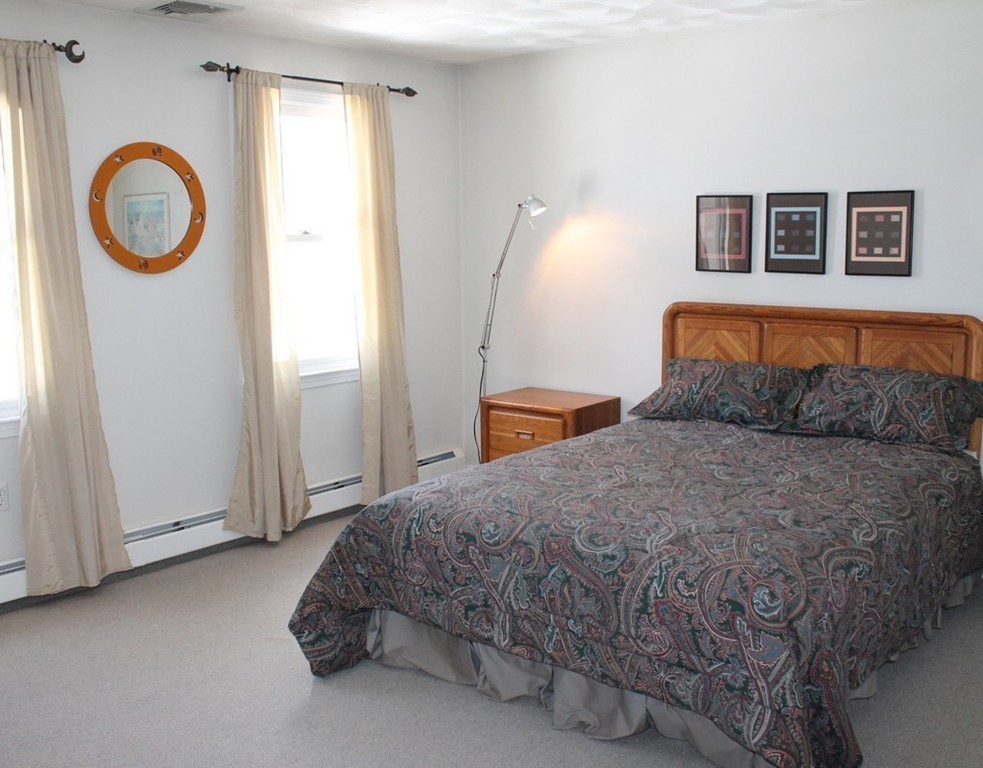9 Crestview Road Bedford, MA 01730 - Photo 17 of 25 Gallery Image 17
