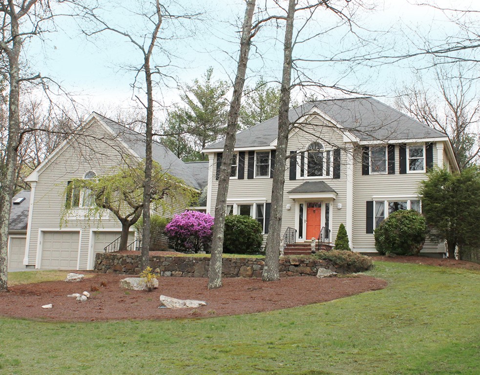 9 Crestview Road Bedford, MA 01730 - Photo 2 of 25 Gallery Image 2