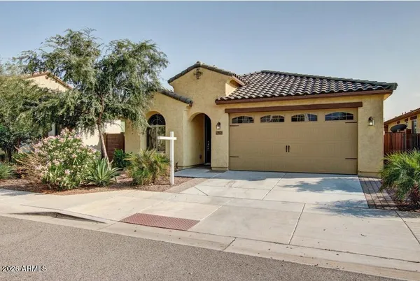 $2,800 | 2239 East Edna Avenue, Phoenix, AZ 85022