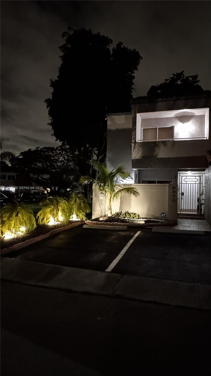 6475 Southwest 129th Avenue Miami, FL 33183 - Photo 2 of 34