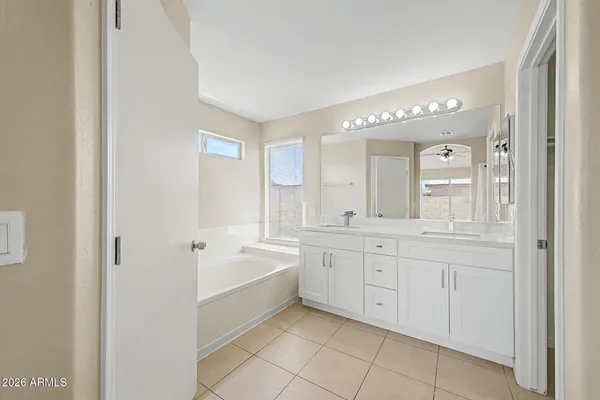 $358,888 | 8949 West Hubbell Street, Phoenix, AZ 85037