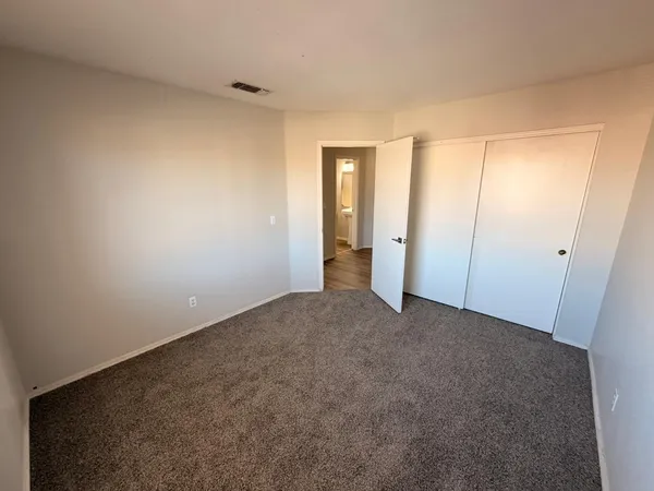 $1,895 | 7611 West Cinnabar Avenue, Peoria, AZ 85345