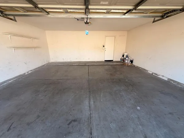 $1,895 | 7611 West Cinnabar Avenue, Peoria, AZ 85345