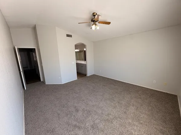 $1,895 | 7611 West Cinnabar Avenue, Peoria, AZ 85345