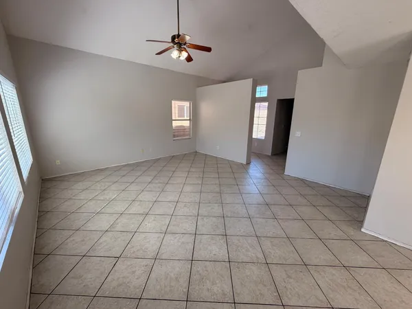 $1,895 | 7611 West Cinnabar Avenue, Peoria, AZ 85345