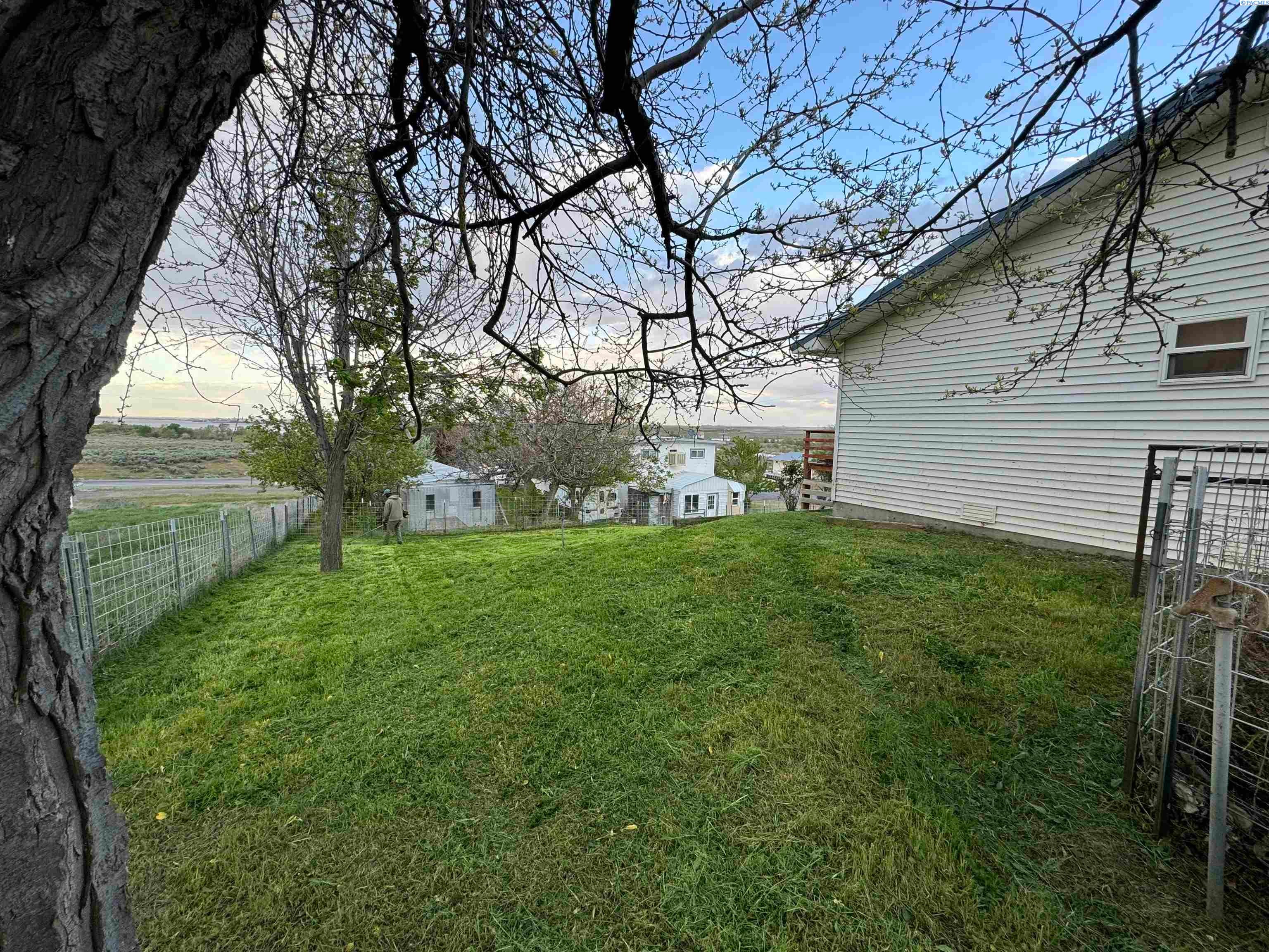 101 Hatch Grade Road Touchet, WA 99360 - Photo 4 of 24 Gallery Image 4