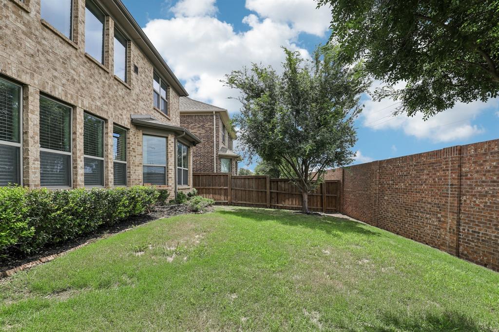 7228 Ridgepoint Drive Irving, TX 75063 - Photo 35 of 38
