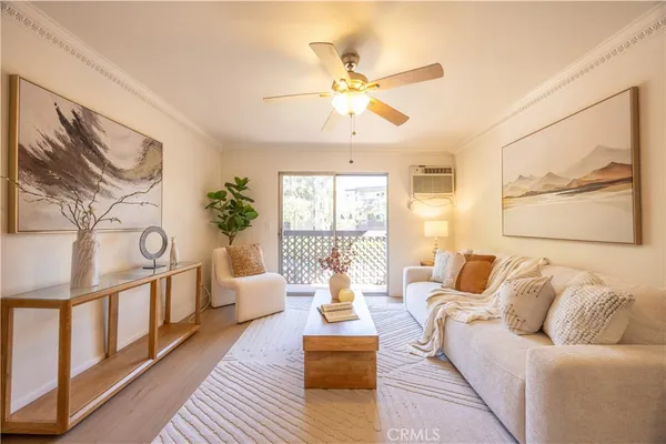 $325,000 | 5860 Benner Street, Unit 201, Highland Park, CA 90042