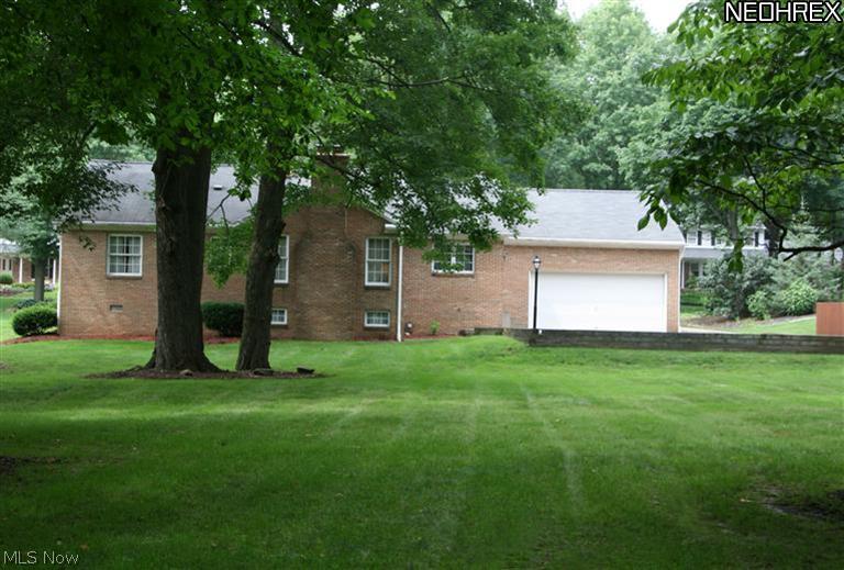 2330 Lancaster Road Akron, OH 44313 - Photo 15 of 18 Extra Large and level back yard.