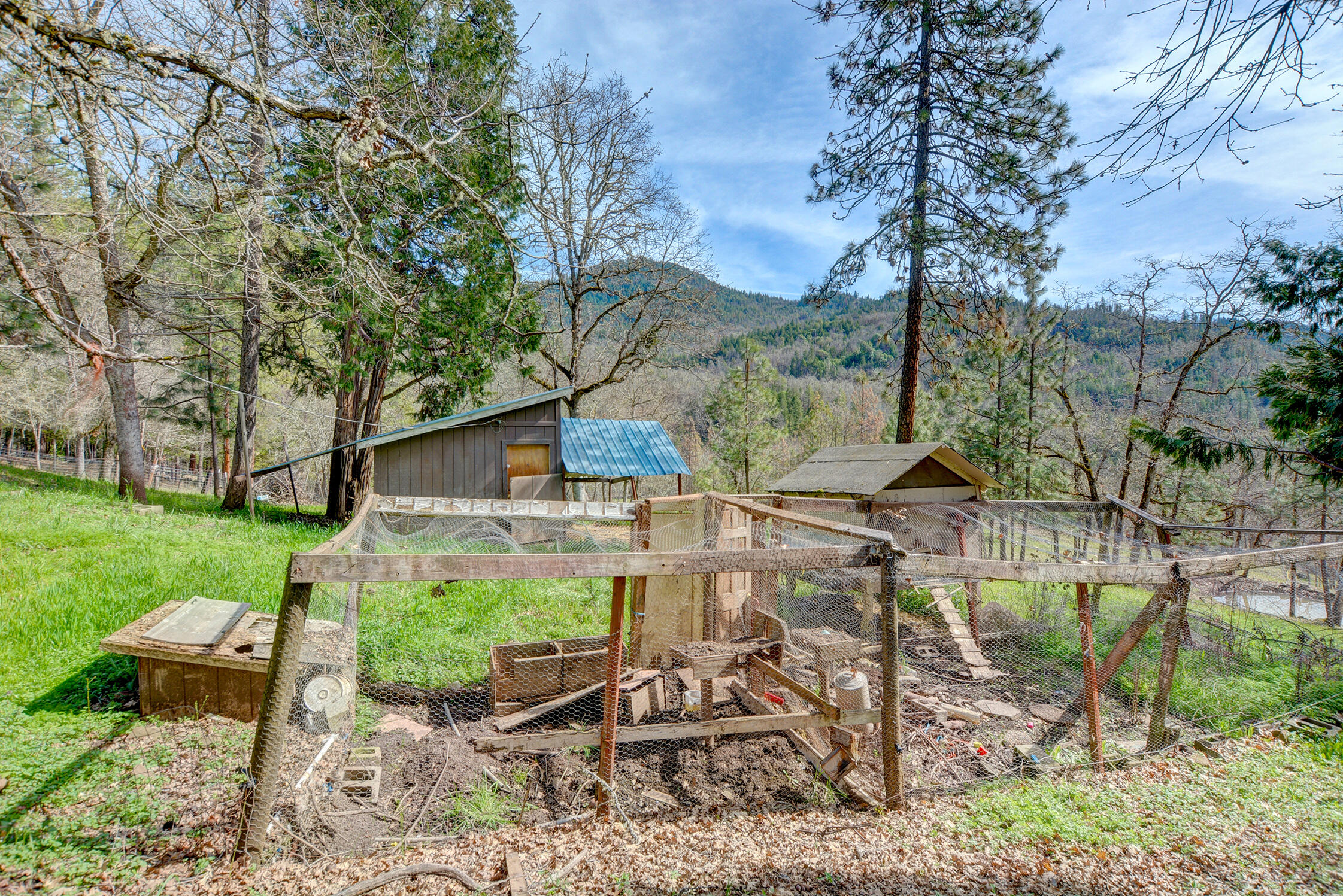 5492 Highway 227 Trail, OR 97541 - Photo 50 of 57