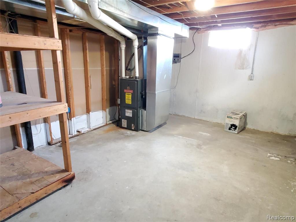 12124 Bird Road Gaines, MI 48436 - Photo 16 of 25