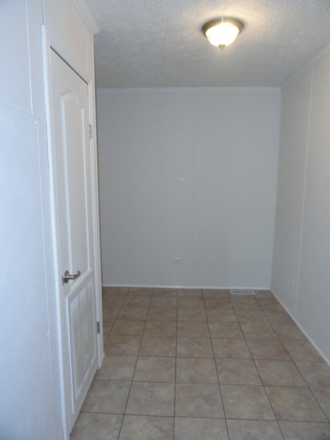 548 English Road Rocky Mount, VA 24151 - Photo 20 of 24 LAUNDRYRMV1