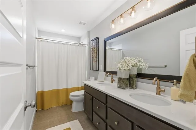 $885,000 | 13 Clearwater Court, Hoschton, GA 30548