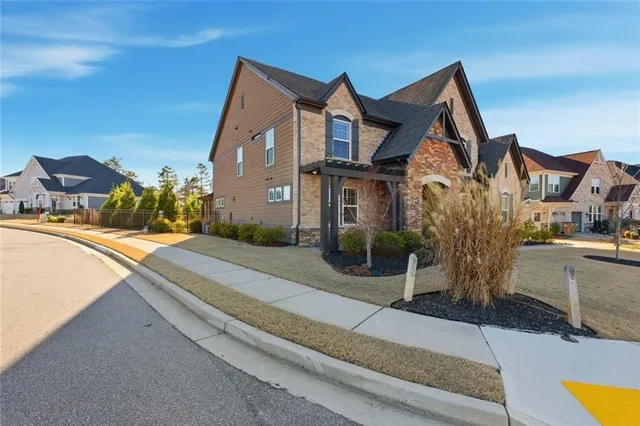 $885,000 | 13 Clearwater Court, Hoschton, GA 30548
