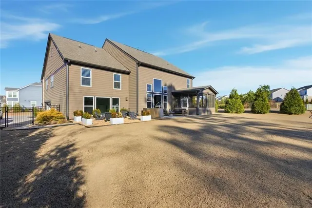 $885,000 | 13 Clearwater Court, Hoschton, GA 30548