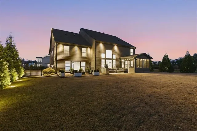 $885,000 | 13 Clearwater Court, Hoschton, GA 30548