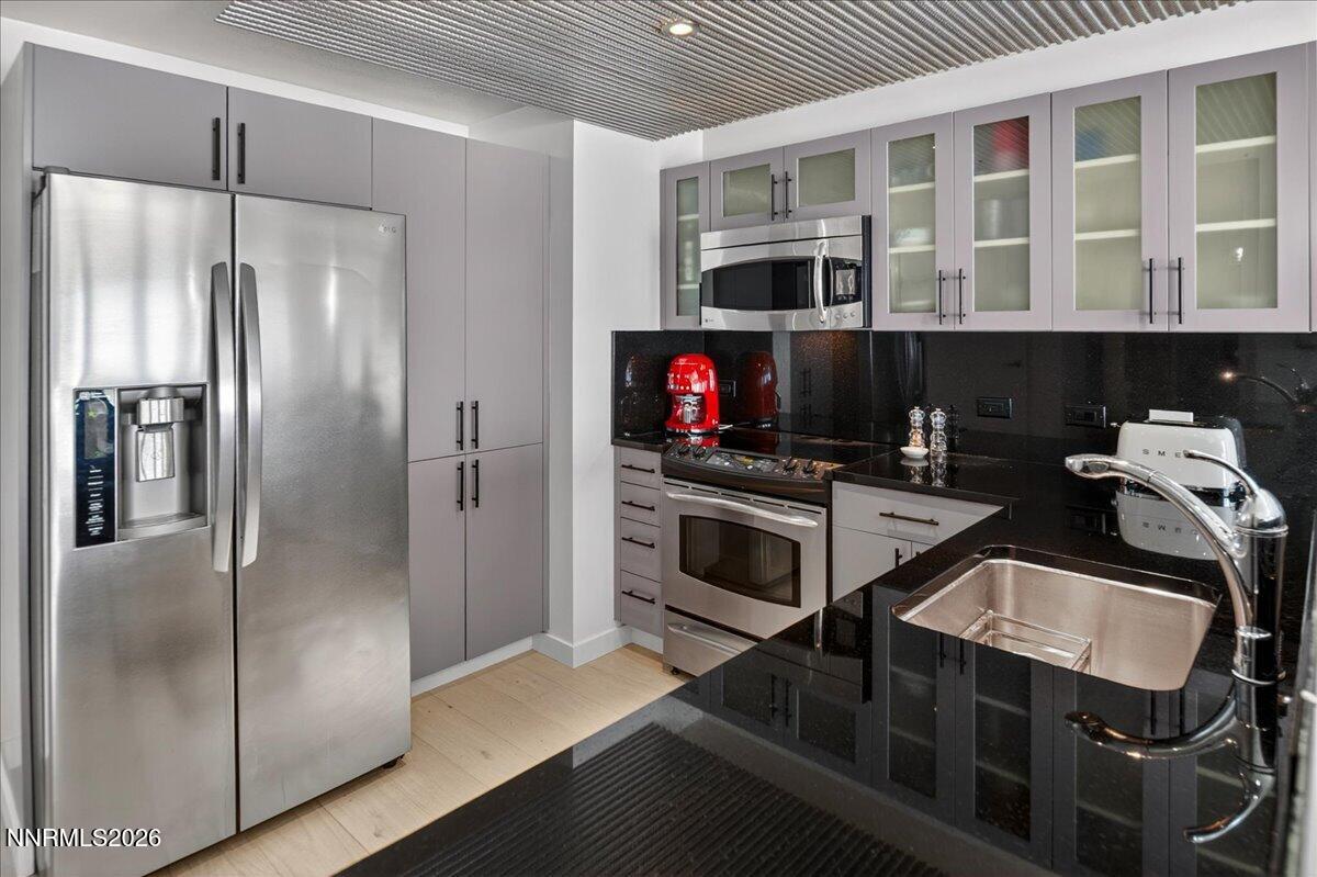 255 North Sierra Street, Unit 606 Reno, NV 89501 - Photo 10 of 41 05-DSC_9320-Edit