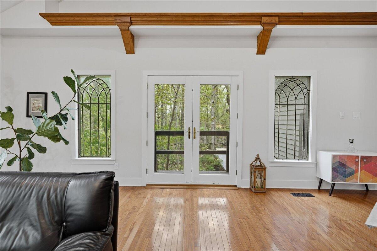718 North Old Suman Road Valparaiso, IN 46383 - Photo 8 of 56 1200x800