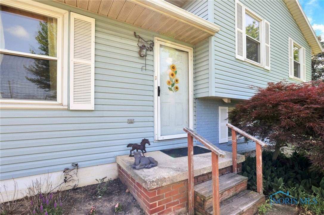 1856 North Wynn Road Oregon, OH 43616 - Photo 4 of 41 Gallery Image 4